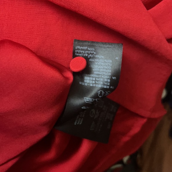 Perfect little red dress 💃🏻 - Picture 5 of 5